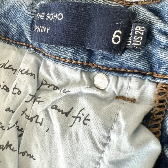 Boden The Soho Skinny Distressed Midrise Jeans Size 6 UK 2 US Regular Med Wash - Picture 13 of 13